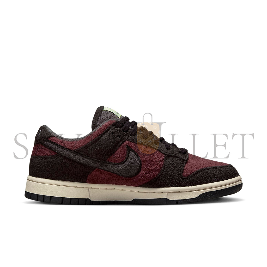 NIKE DUNK LOW FLEECE DQ7579-600